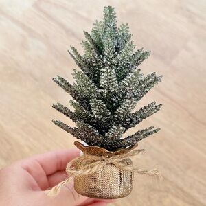 Bath & Body Works Pine tree Wallflower Plug In Christmas